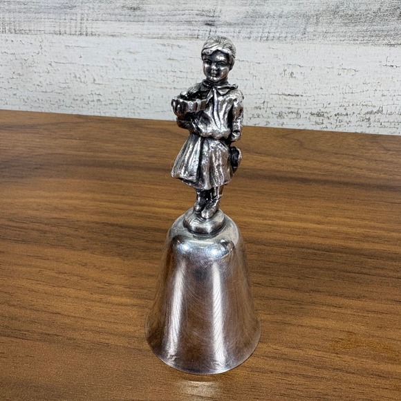 Reed and Barton Vintage Silver Plated Dinner Bell - Picture 1 of 9